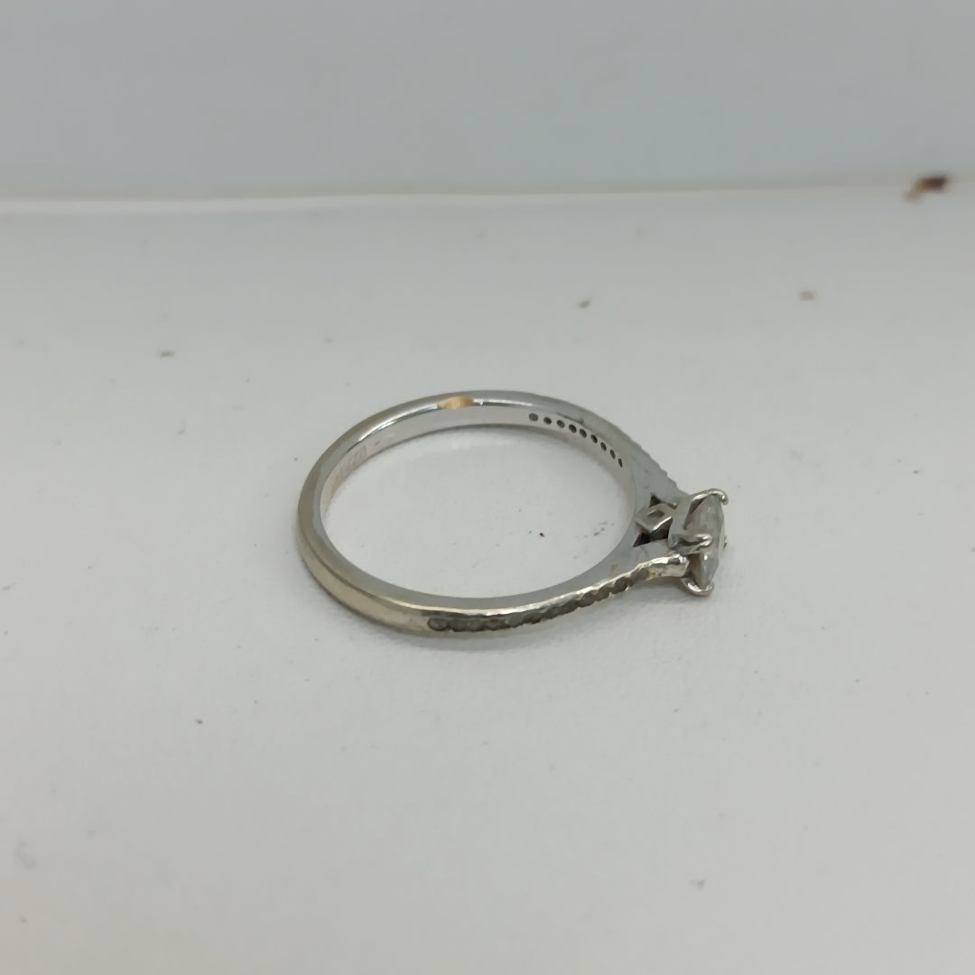 SOLITARIO ORO 14 K 2 GRMS (SEMINUEVO)