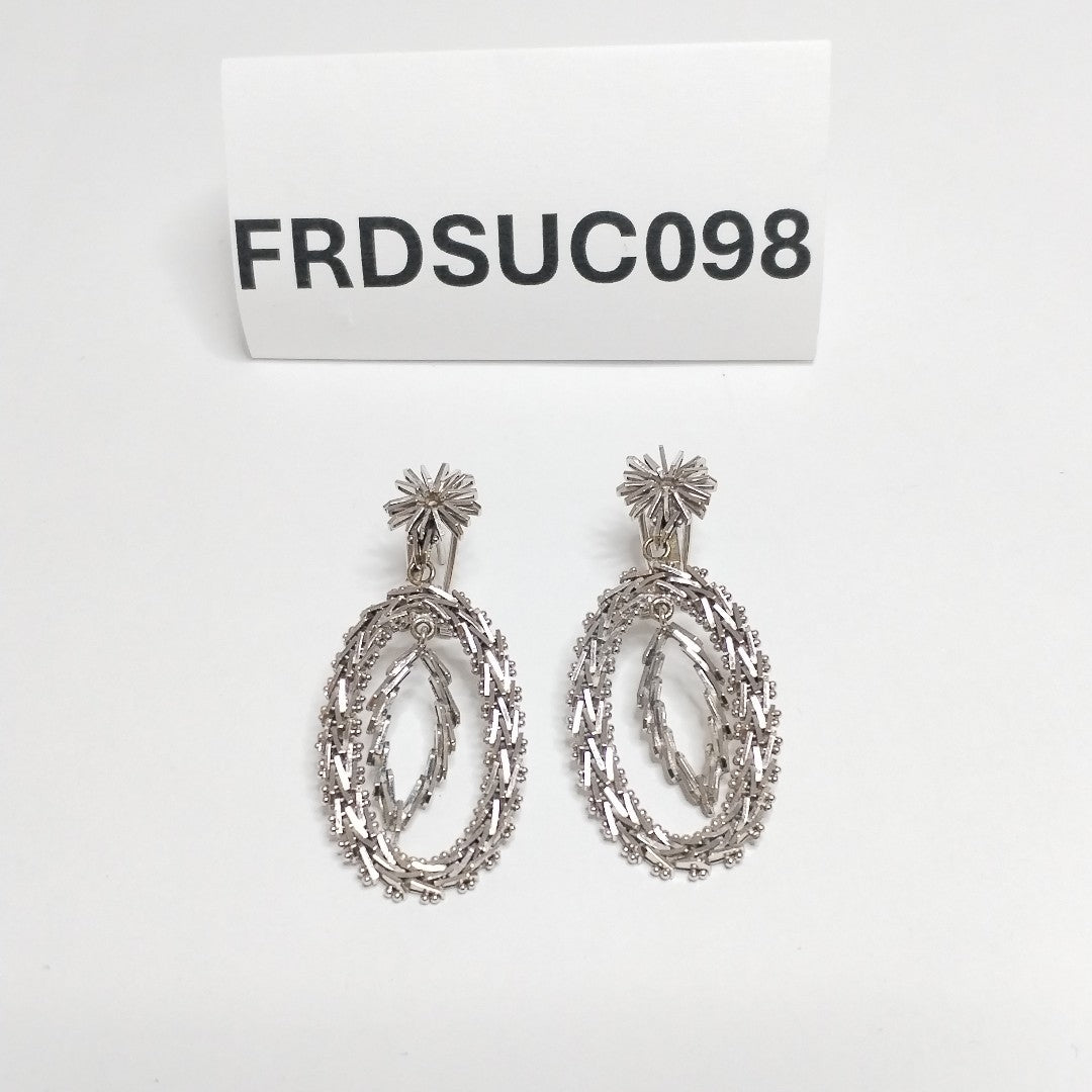 ARETES PAR ORO BLANCO 18 K 14.3 GRMS (SEMINUEVO)
