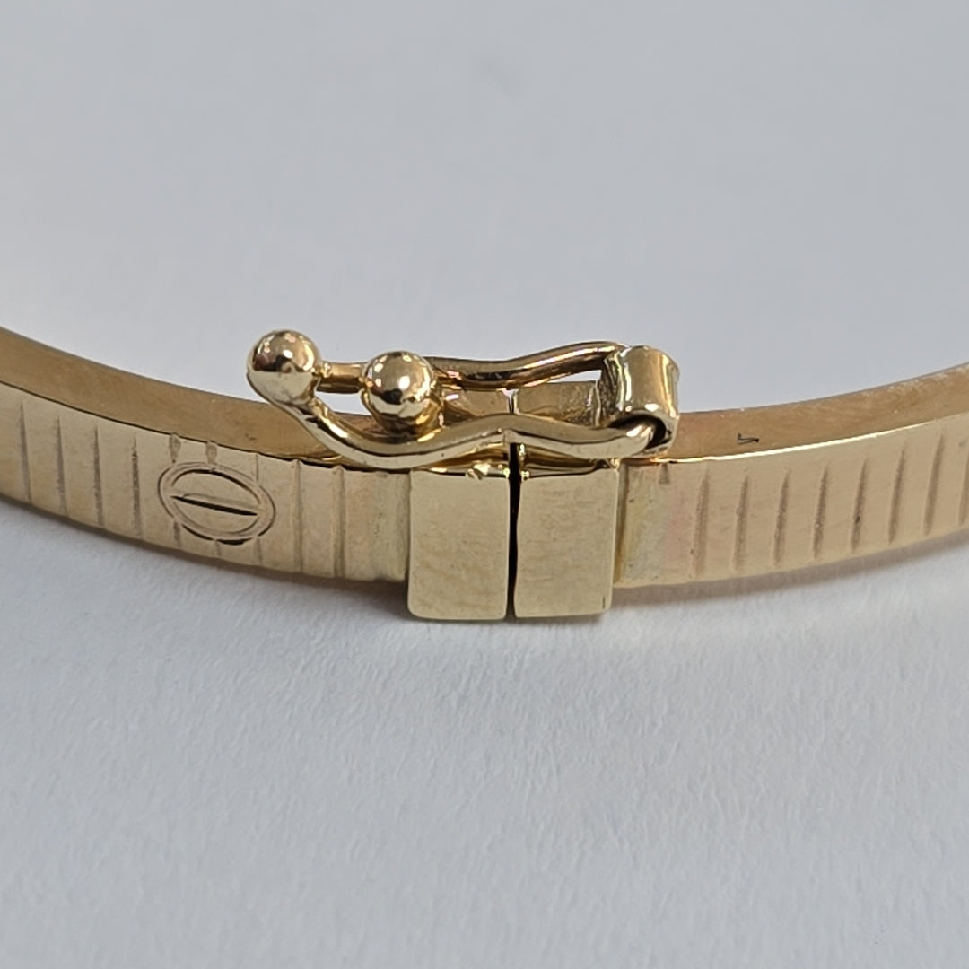 PULSERA RIGIDA ORO 10 K 6.6 GRMS (SEMINUEVO)