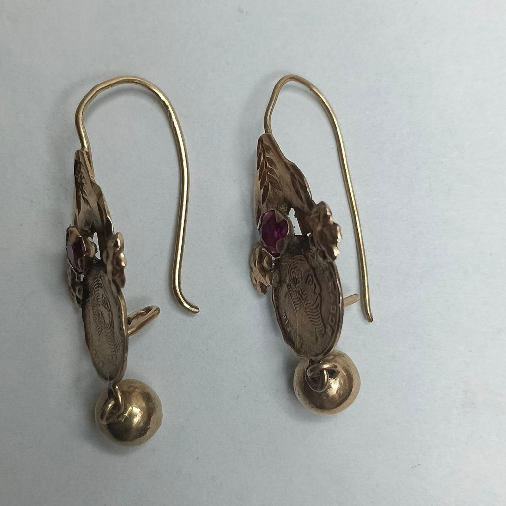 K1 3.1 GRMS 8 K IDENTIFICACIÓN ARETES PAR MATERIALES ORO MATERIALES G (SEMINUEVO)