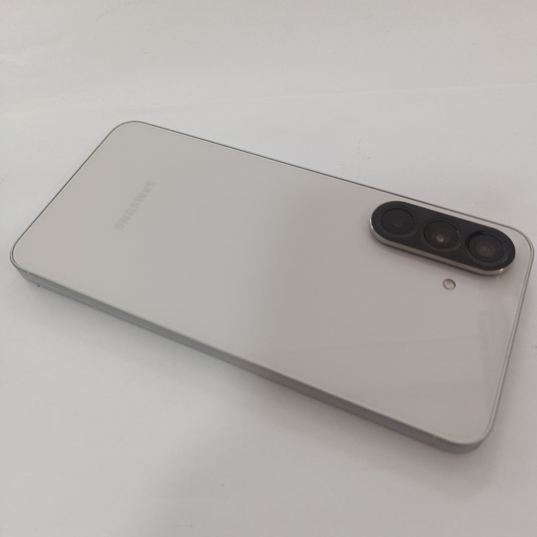 CELULAR SAMSUNG GALAXY A56 SM-A566E (2025) 256 GB 12 GB RAM (SEMINUEVO)