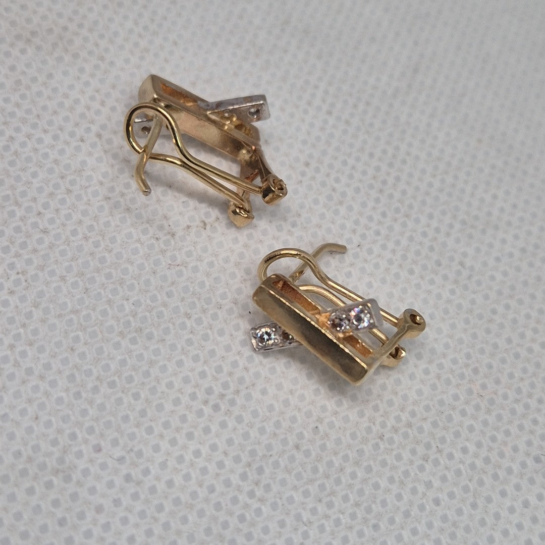 ARETES PAR ORO 14 K 2.5 GRMS (SEMINUEVO)