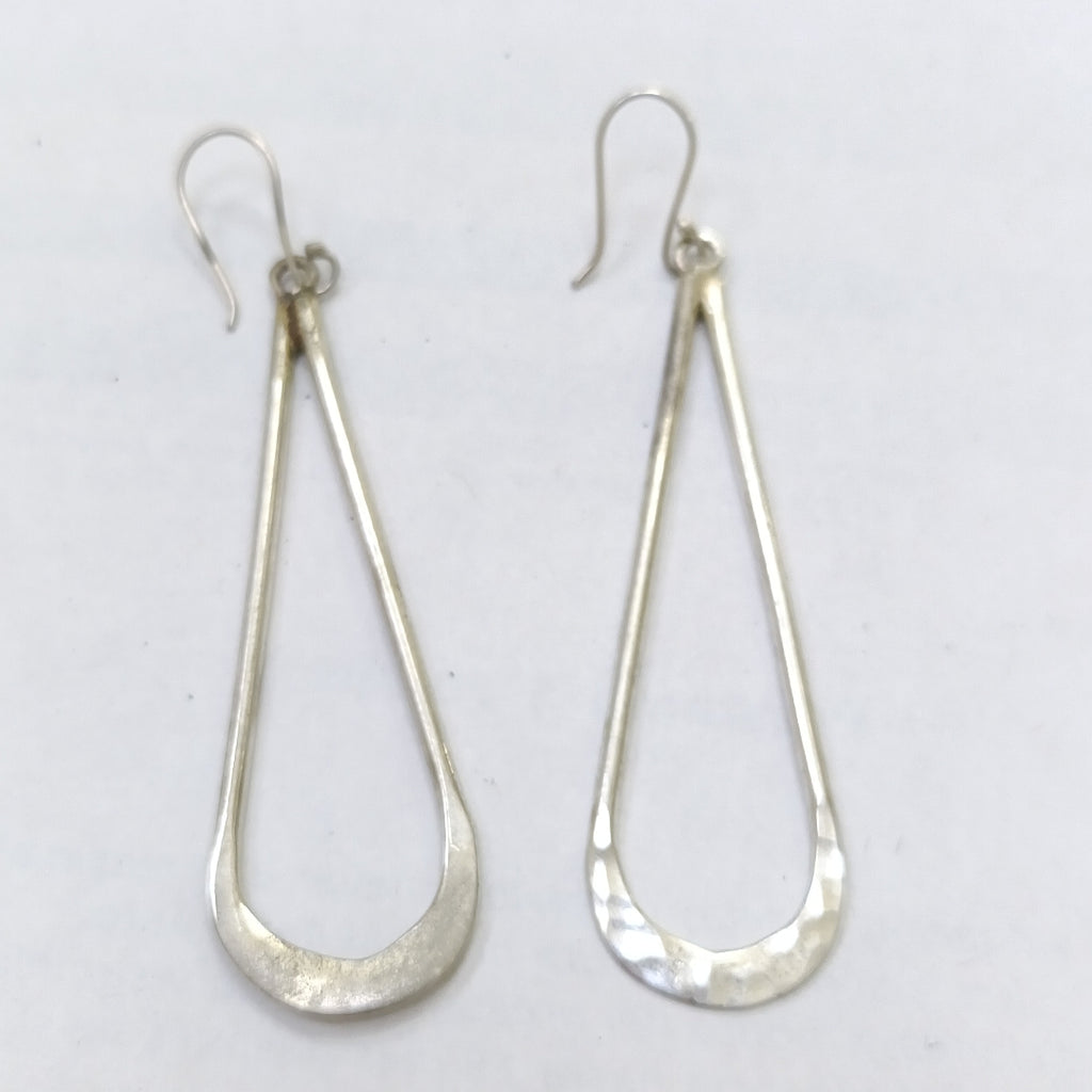 ARETES PAR PLATA 13,00 GRMS (SEMINUEVO)