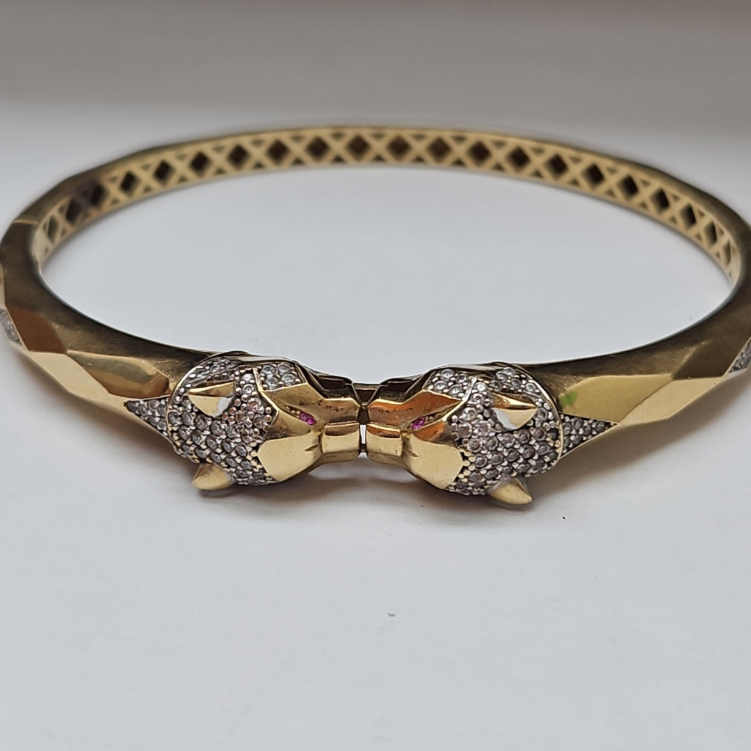 PULSERA RIGIDA ORO 10 K 11.3 GRMS (SEMINUEVO)