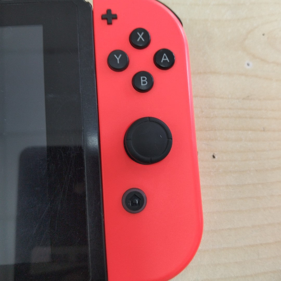 CONSOLA DE VIDEOJUEGO NINTENDO SWITCH 32 GB (SEMINUEVO)