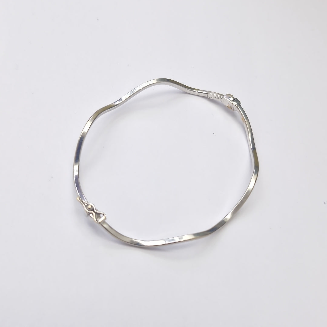 PULSERA RIGIDA ORO BLANCO 14 K 3.4 GRMS (SEMINUEVO)