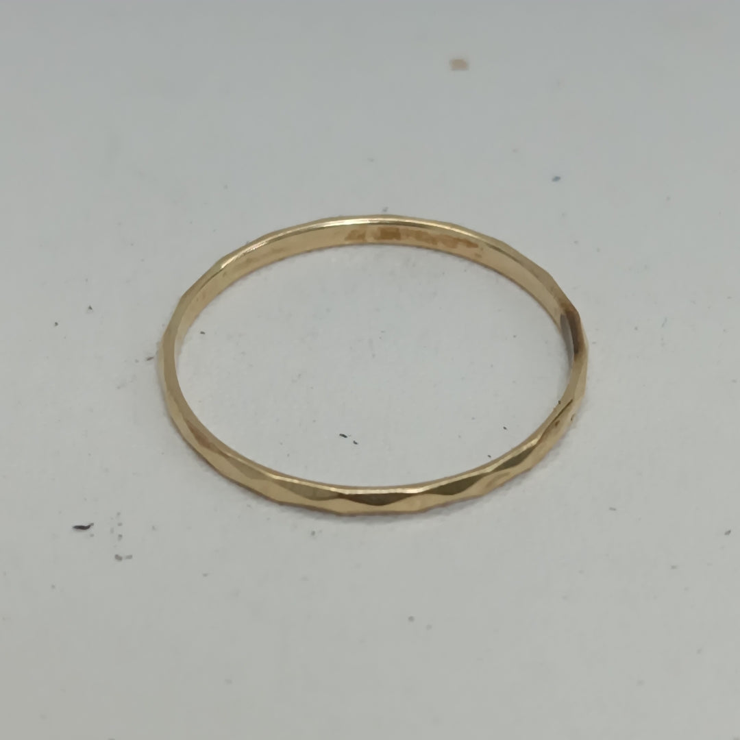 ANILLITO ORO 14 K 0.8 GRMS (SEMINUEVO)