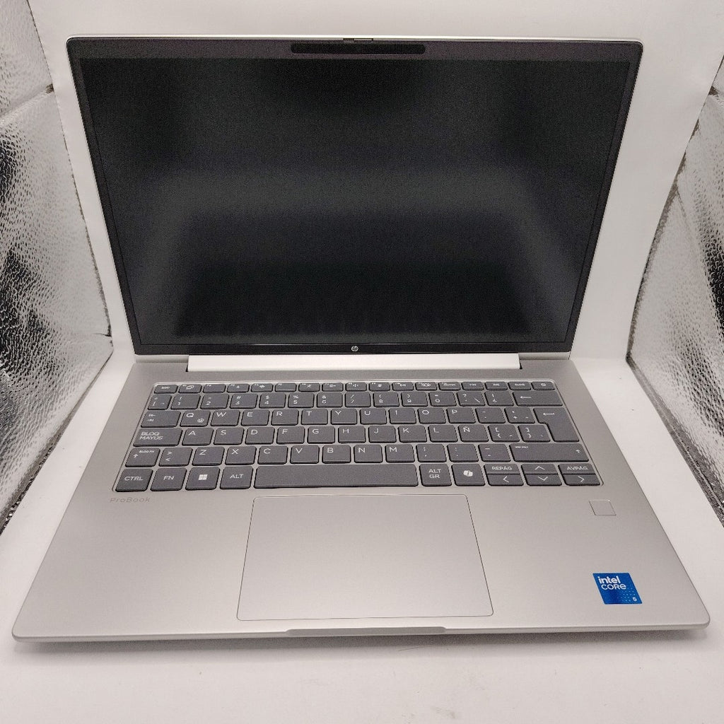 LAPTOP HP PROBOOK 4 G1IR 14 (2025) 512 GB SSD 16 GB RAM (SEMINUEVO)