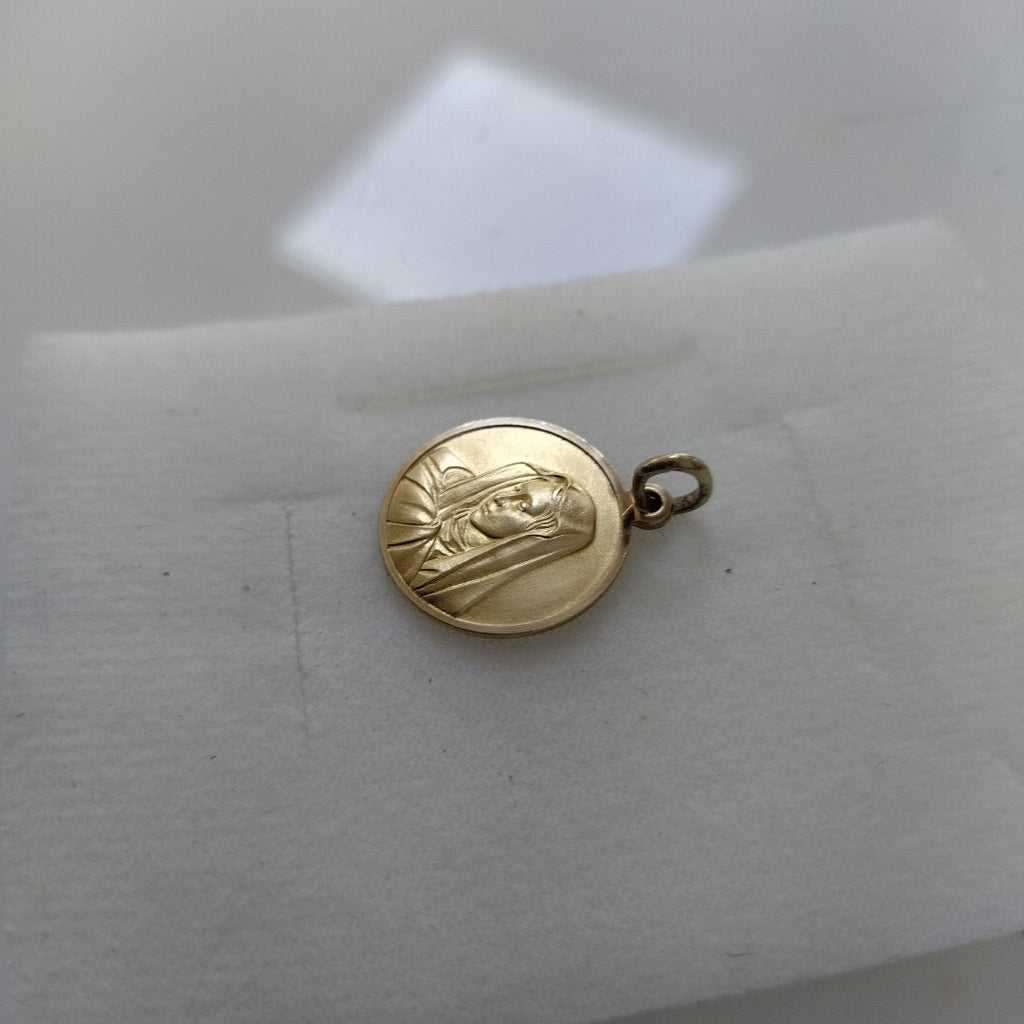 DIJE, MEDALLA RELIGIOSA ORO 18 K 3.6 GRMS (SEMINUEVO)