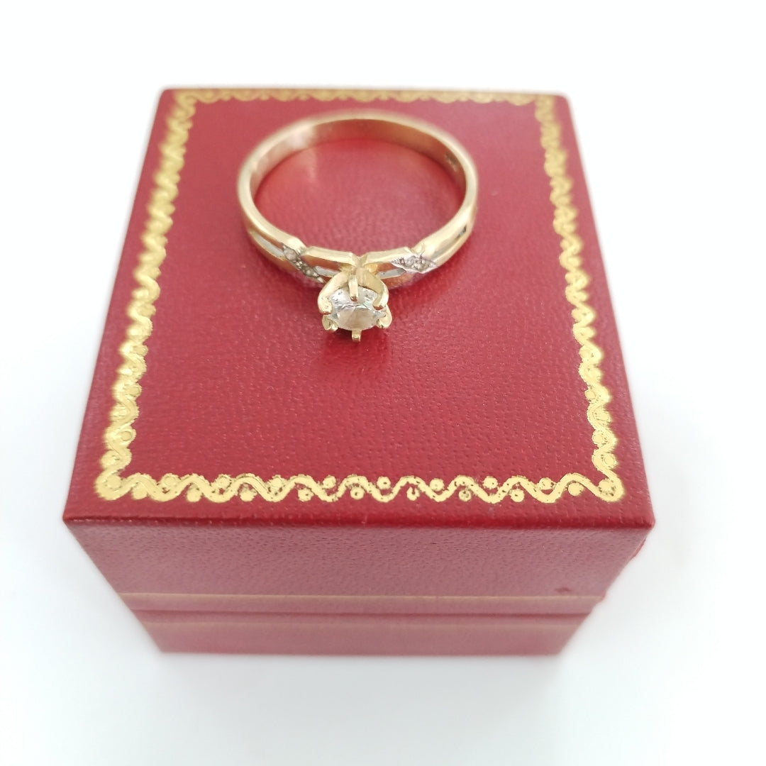 SOLITARIO ORO 14 K 2.4 GRMS (SEMINUEVO)