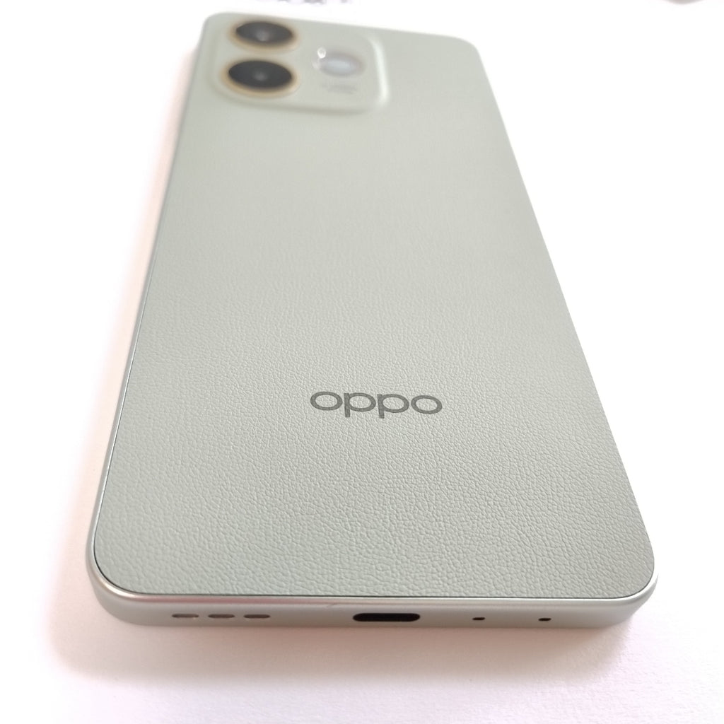 CELULAR OPPO A5 PRO CPH2711 (2025) 256 GB 8 GB RAM