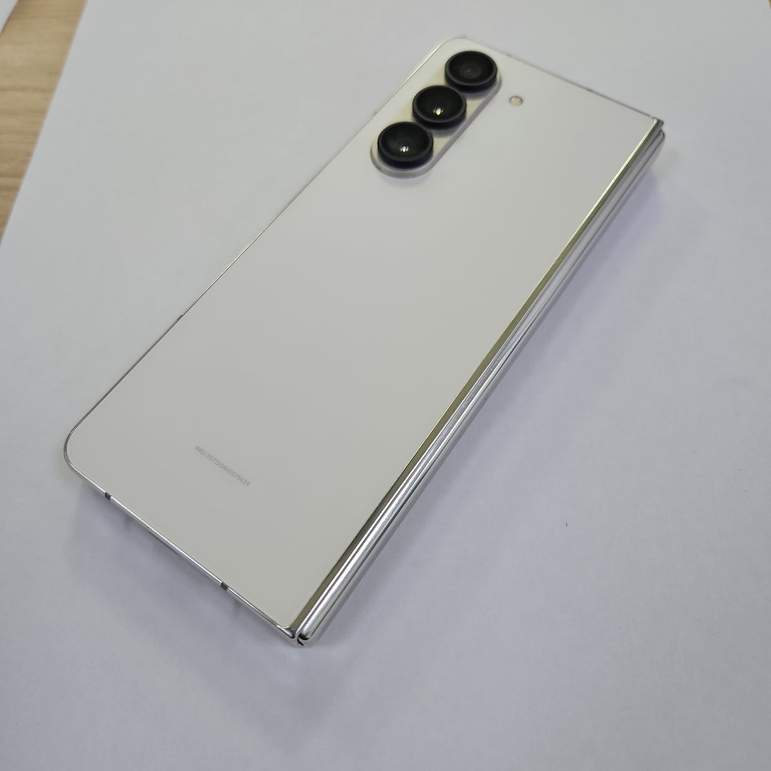 CELULAR SAMSUNG GALAXY Z FOLD5 SM-F946U1 (2023) 512 GB 12 GB RAM (SEMINUEVO)