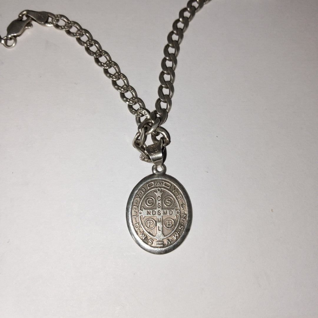 CADENA, DIJE PLATA 32.9 GRMS (SEMINUEVO)