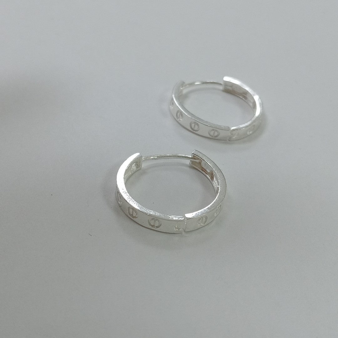 ARETES ARRACADAS FIG TORNILLOS PLATA .925 2.73 GR (NUEVO)