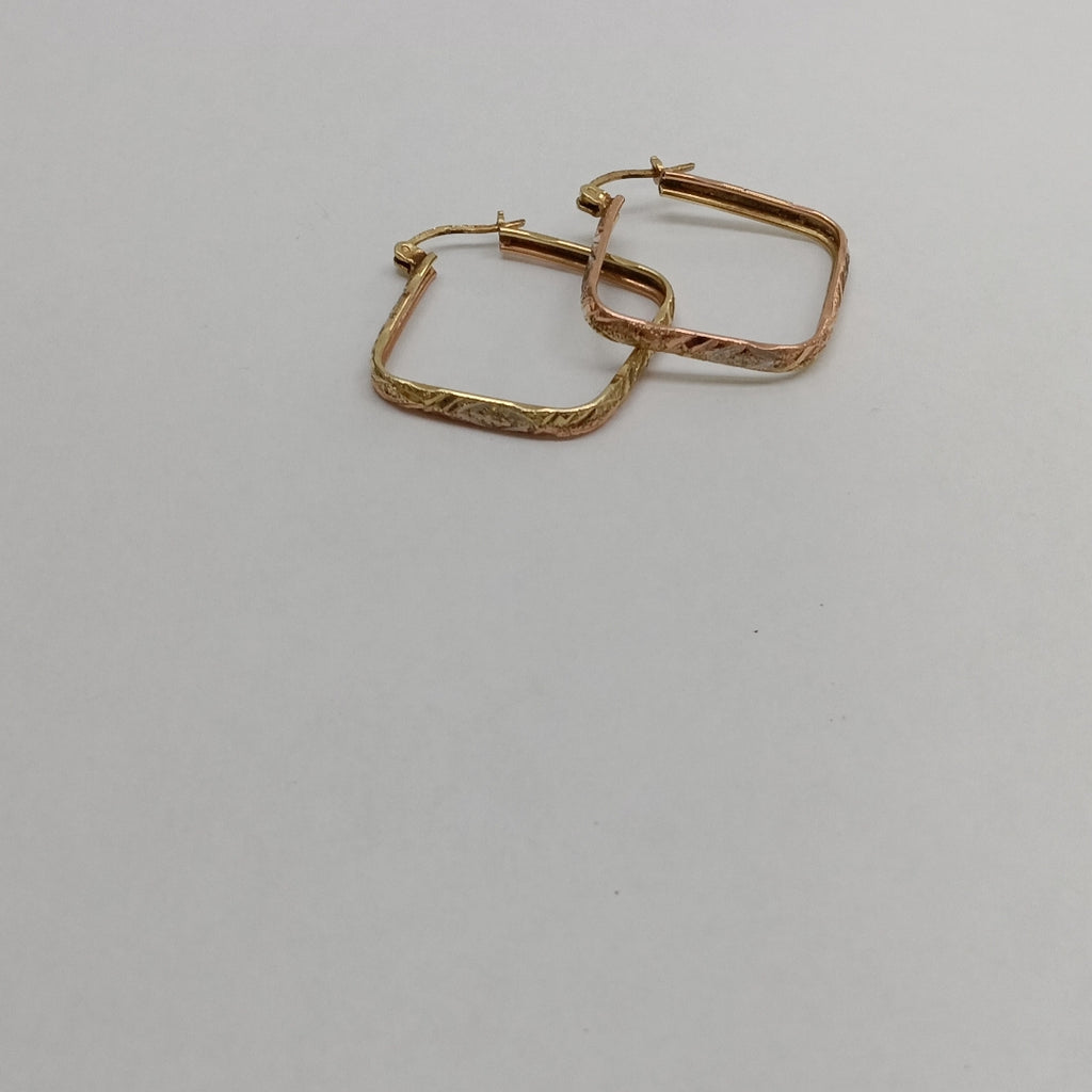 ARRACADAS PAR ORO 14 K 3,20 GRMS (SEMINUEVO)