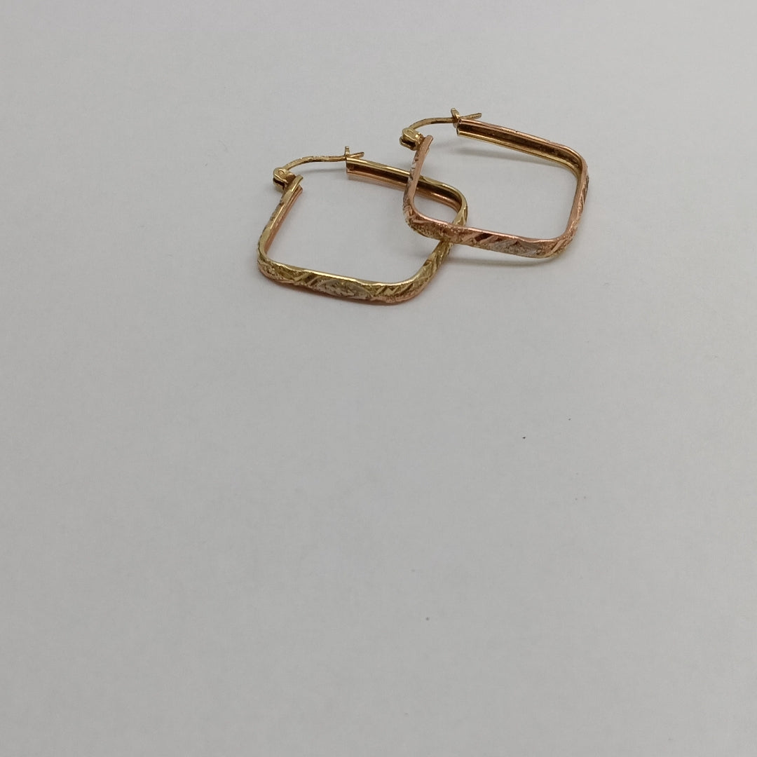 ARRACADAS PAR ORO 14 K 3,20 GRMS (SEMINUEVO)