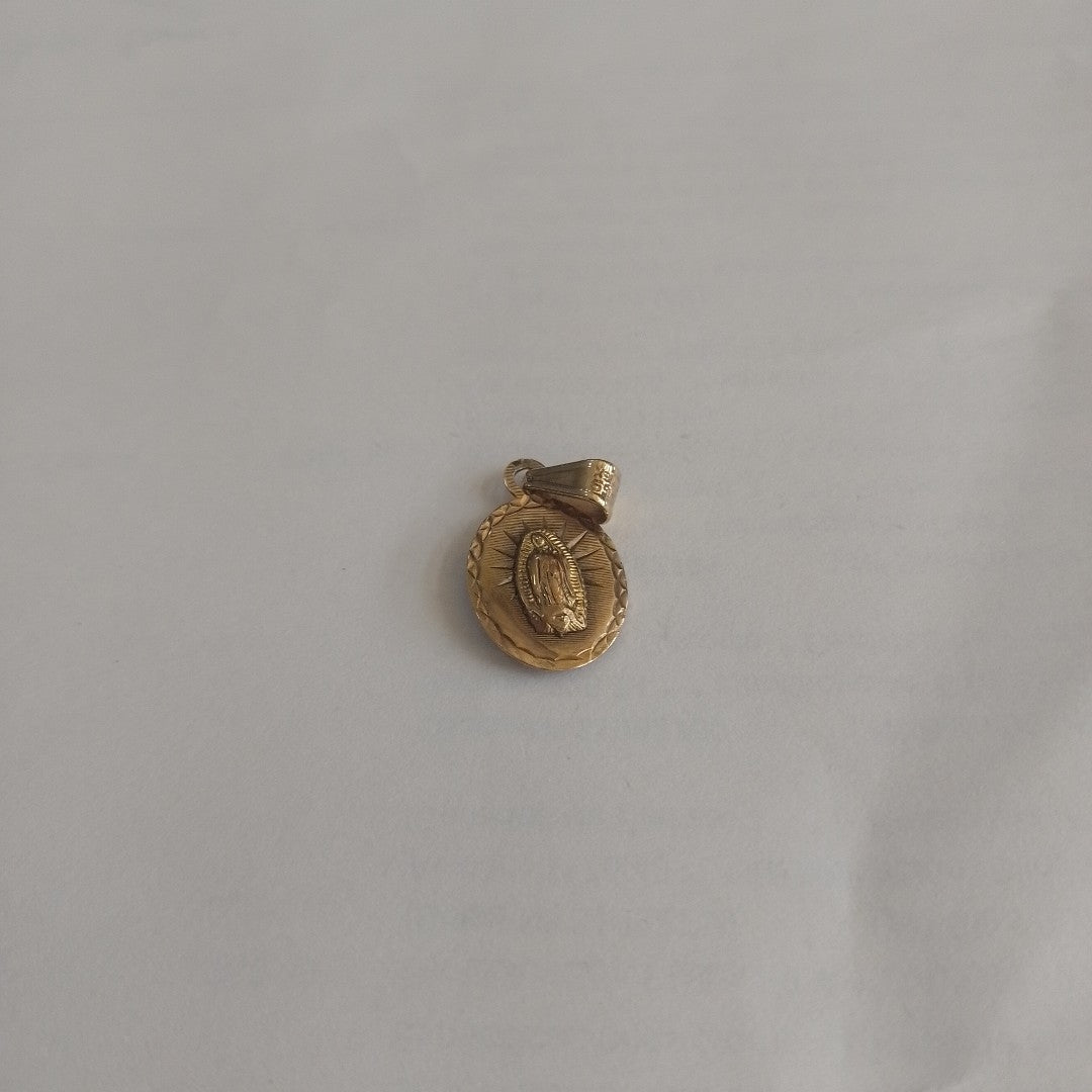 DIJE, MEDALLA RELIGIOSA ORO, ORO MUY BAJO 8 K 1.4 GRMS (SEMINUEVO)