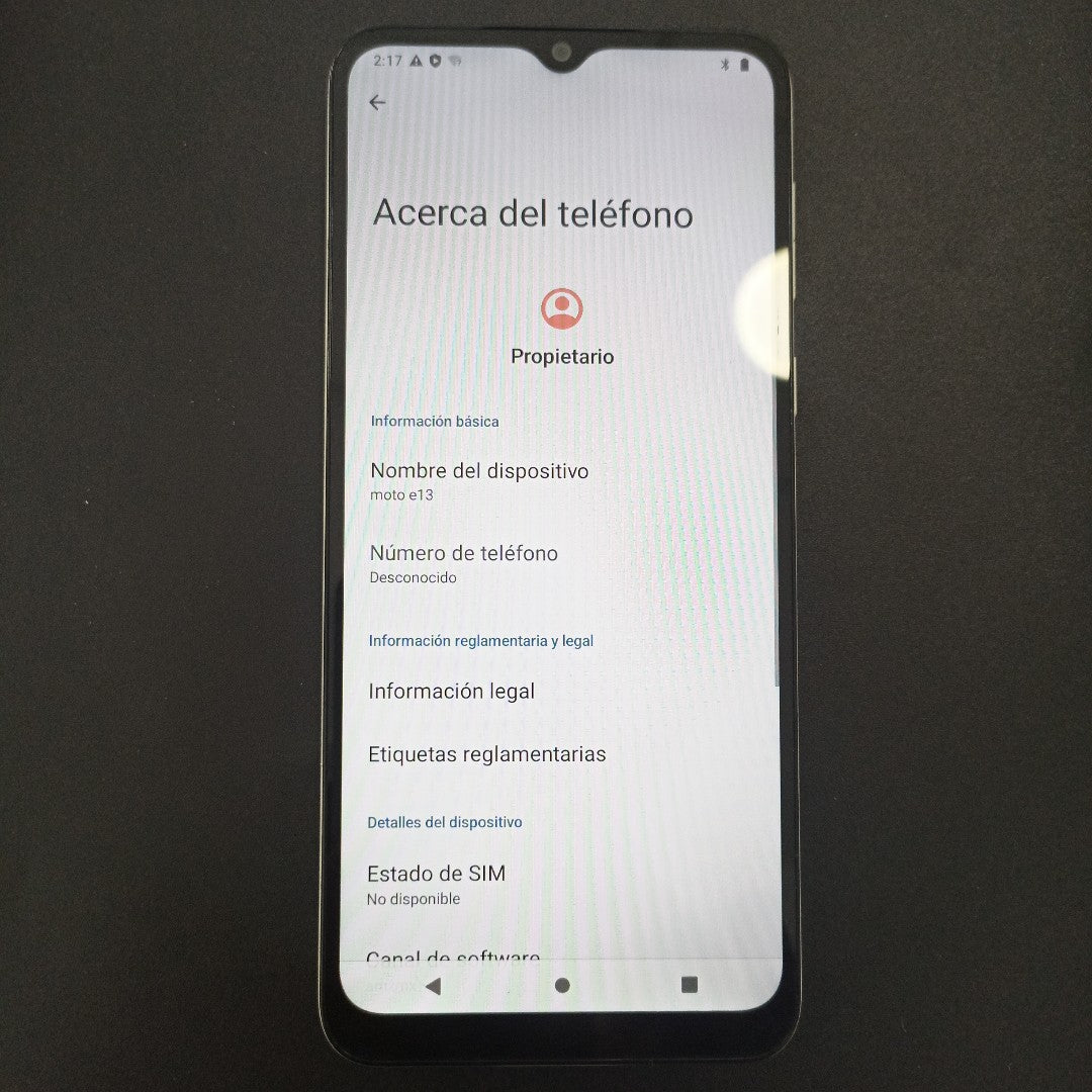CELULAR MOTOROLA MOTO E13 XT2345-2 64 GB 2 GB RAM (SEMINUEVO)