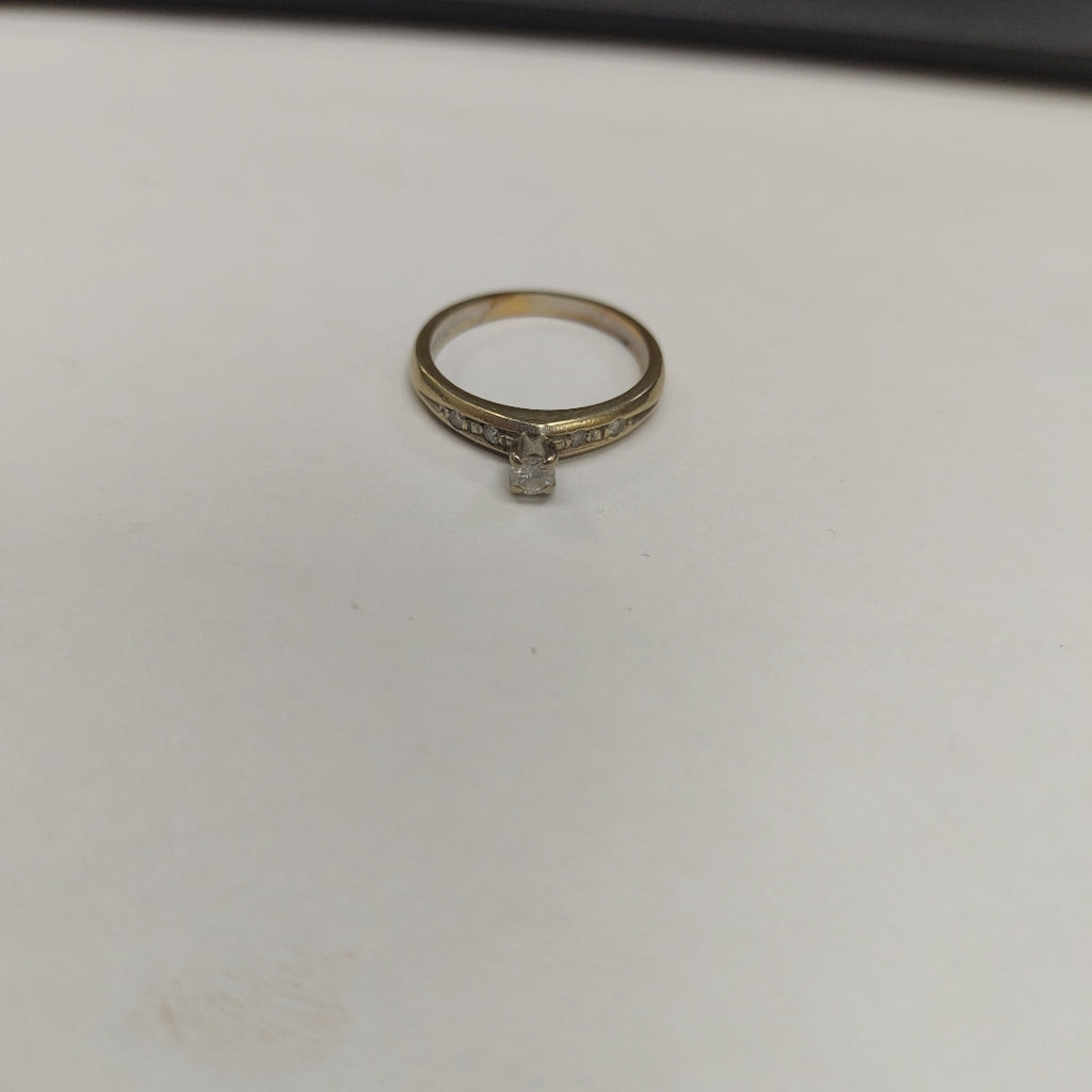 ANILLITO,SOLITARIO ORO 10 K 2,50 GRMS (SEMINUEVO)