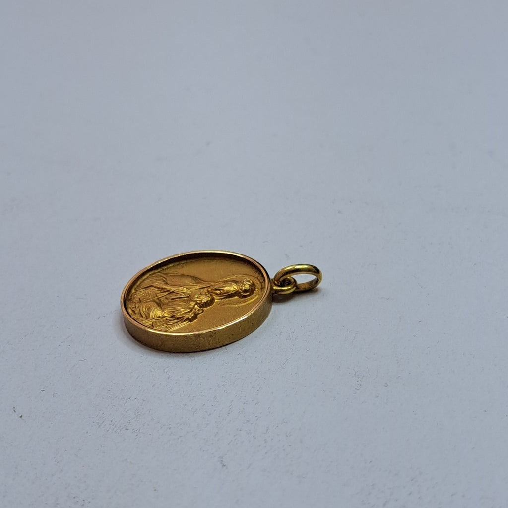 DIJE ORO 18 K 5.2 GRMS (SEMINUEVO)