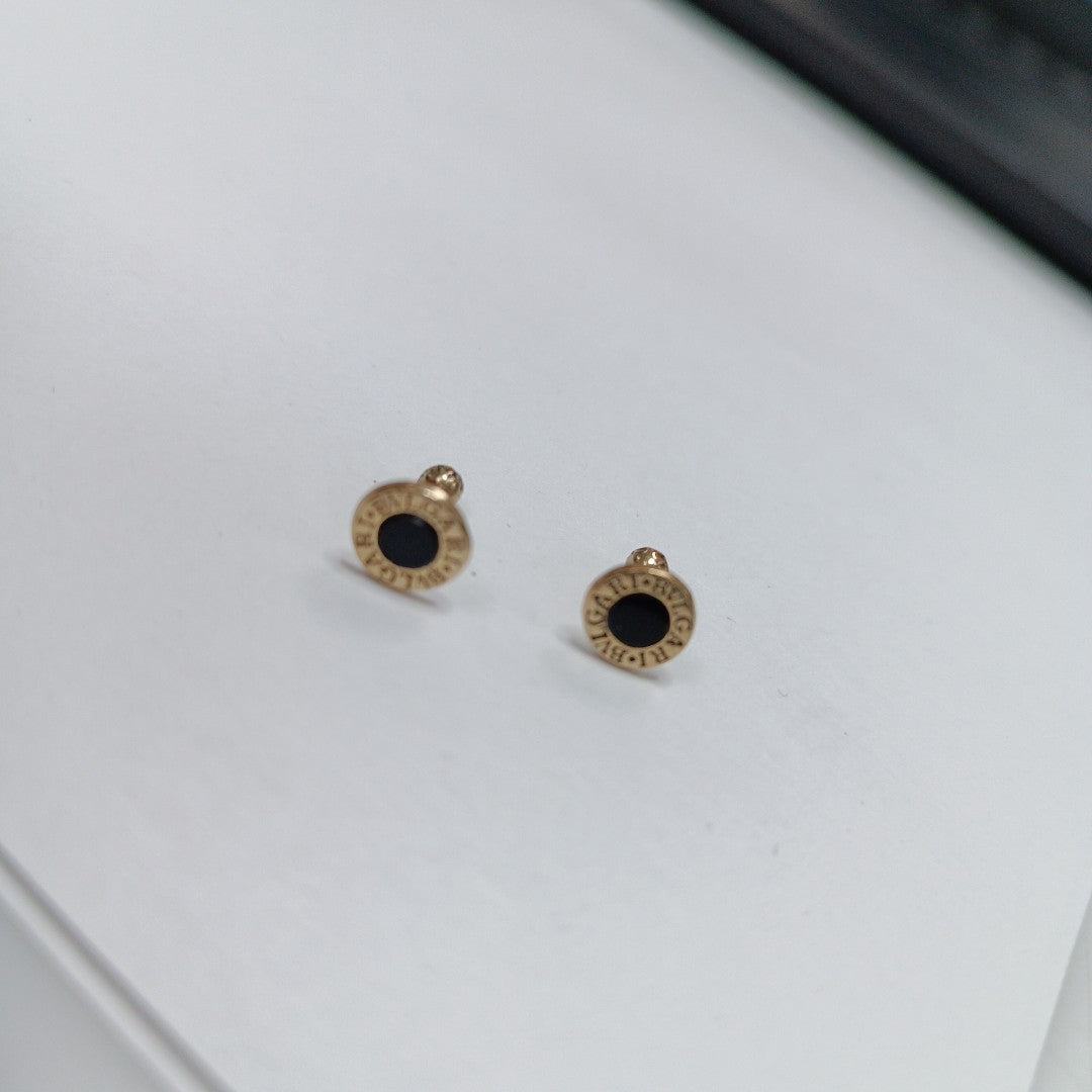 ARETES PAR ORO 14 K 1 GRMS (SEMINUEVO)