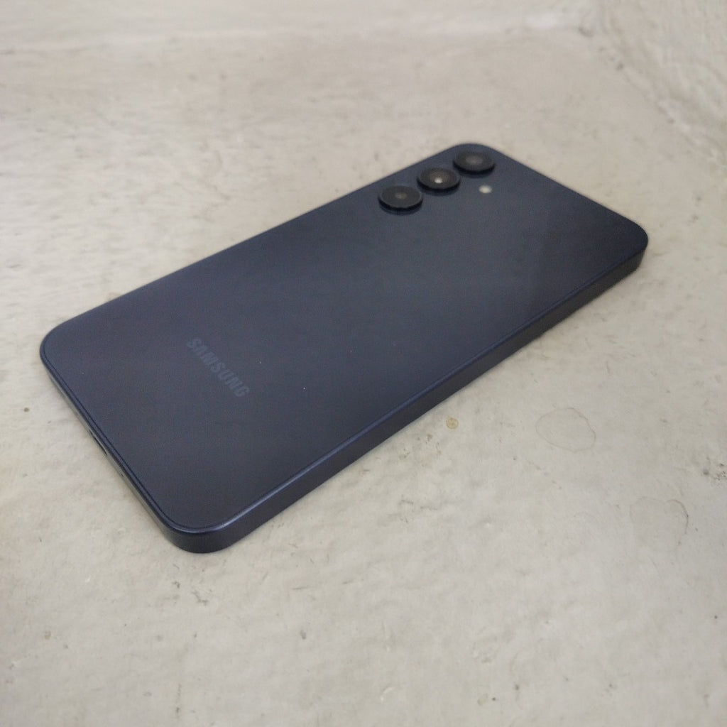 CELULAR SAMSUNG GALAXY A35 5G SM-A356E (2024) 128 GB 6 GB RAM (SEMINUEVO)
