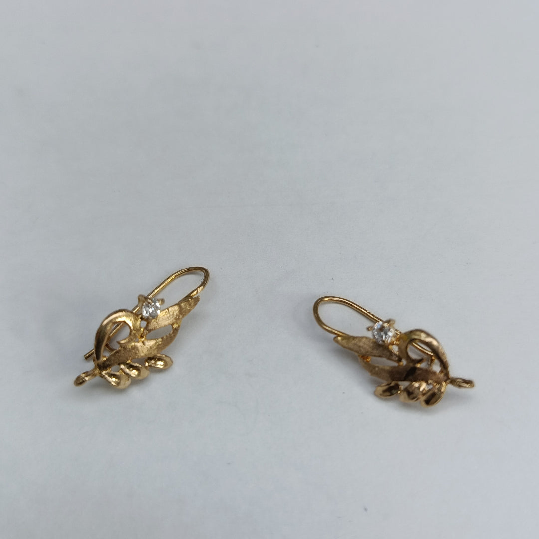 ARETES PAR ORO 10 K 1.1 GRMS (SEMINUEVO)