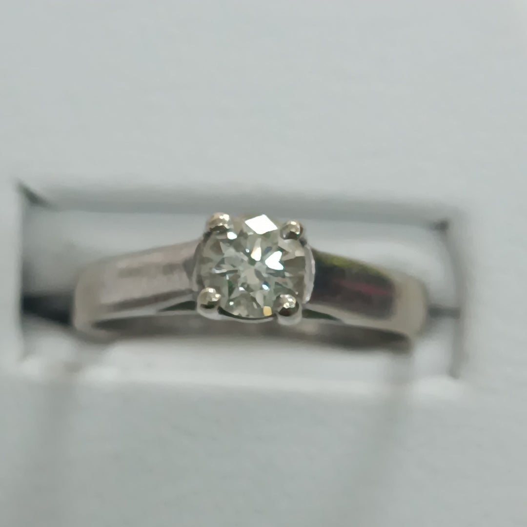 ANILLITO ORO BLANCO 14 K 2,60 GRMS (SEMINUEVO)