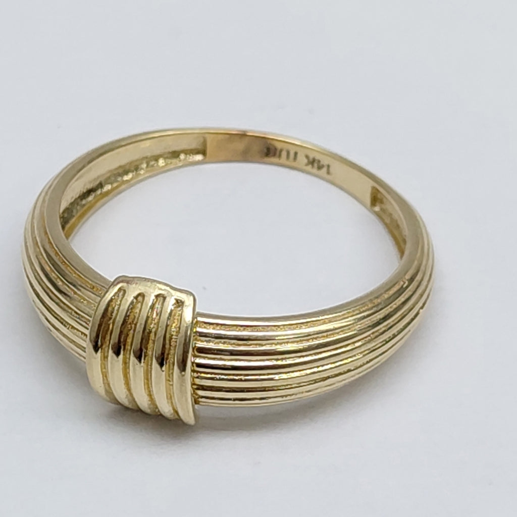 ANILLO ORO 14 K 2.4 GRMS (SEMINUEVO)