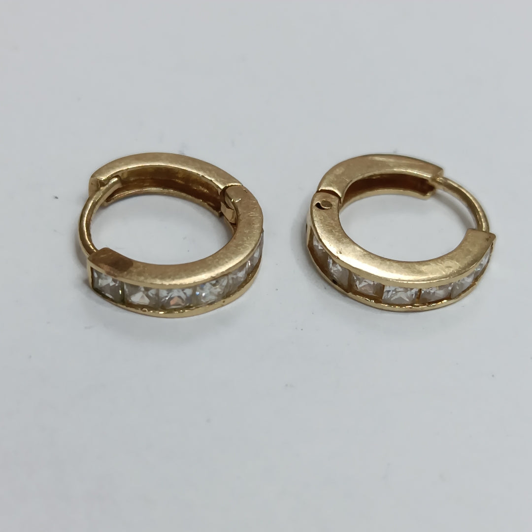 ARRACADAS PAR ORO 14 K 2.8 GRMS (SEMINUEVO)