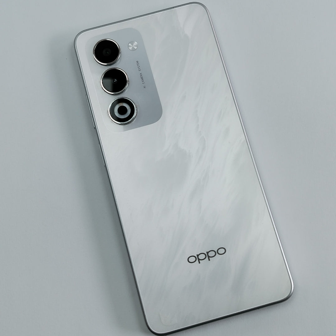 CELULAR OPPO A5 CPH2727 (2025) 256 GB 4 GB RAM (SEMINUEVO)