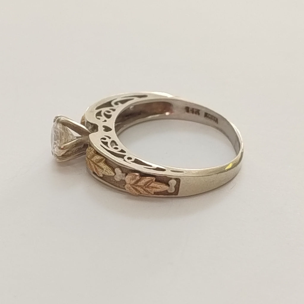 ANILLITO ORO BLANCO 14 K 3,90 GRMS (SEMINUEVO)