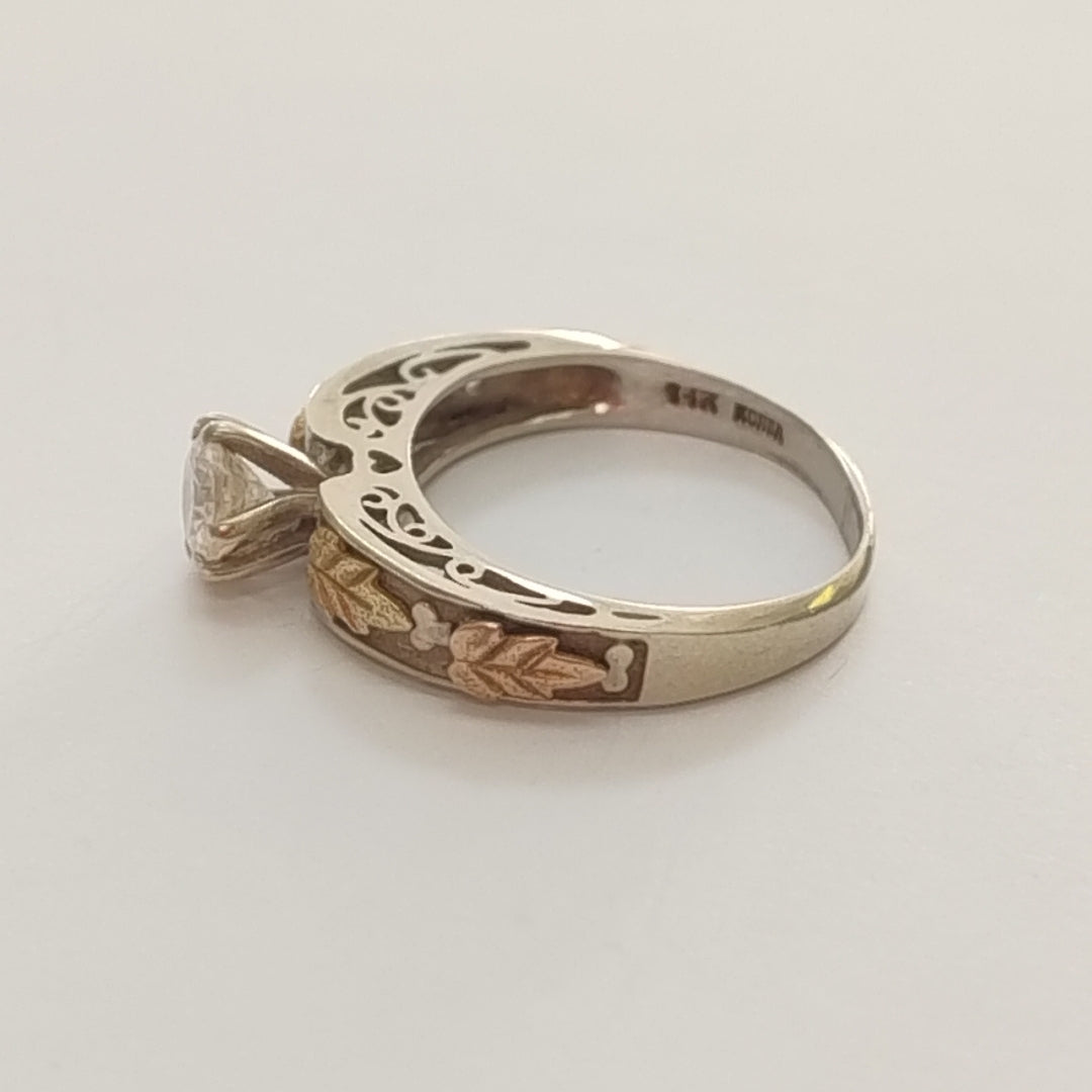 ANILLITO ORO BLANCO 14 K 3,90 GRMS (SEMINUEVO)