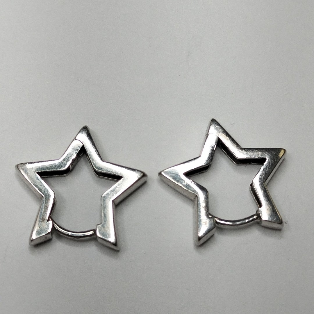 ARETES PAR ORO BLANCO 14 K 2.5 GRMS (SEMINUEVO)