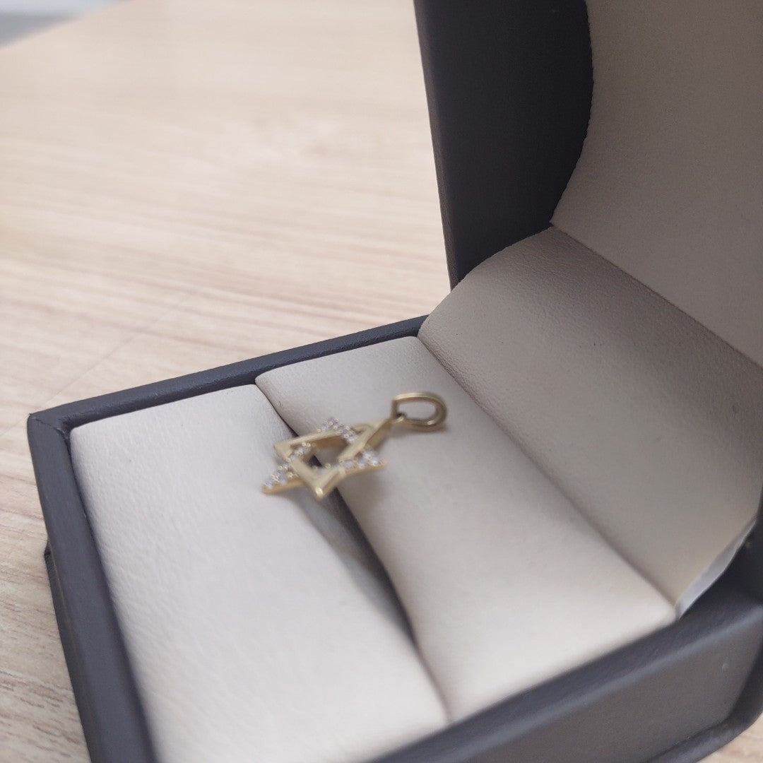 DIJE ORO 14 K 0.9 GRMS (SEMINUEVO)