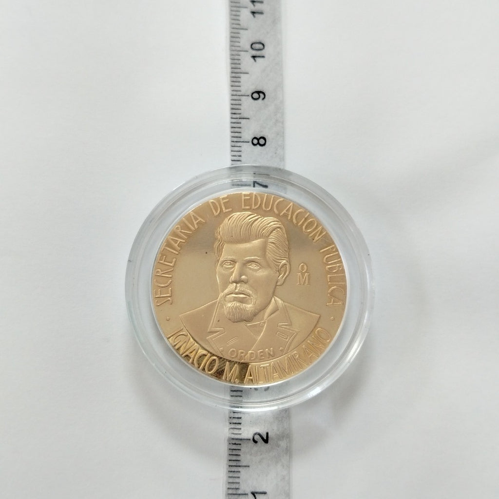MEDALLA CONMEMORATIVA ORO 21 K 42,00 GRMS (SEMINUEVO)