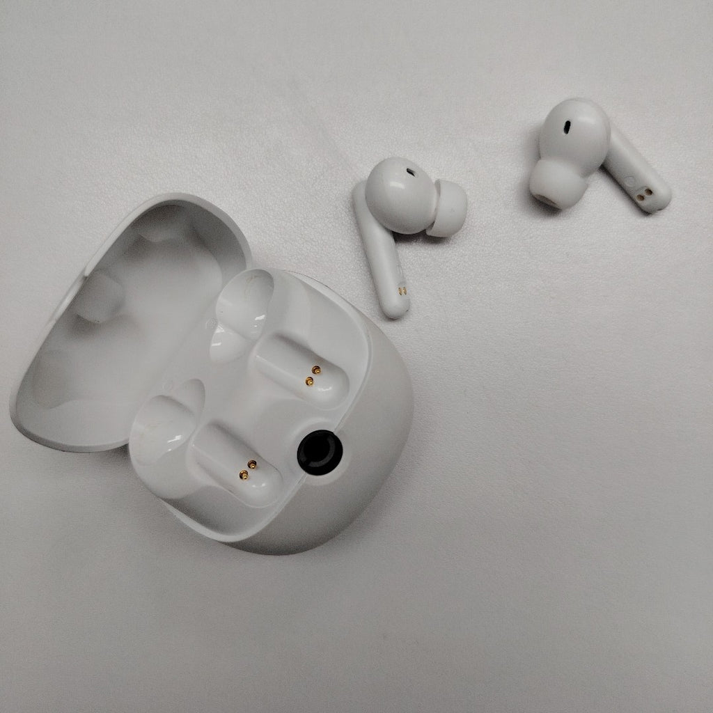 AUDIFONOS STF NEBULA ST-E49384 INALAMBRICO IN EAR (SEMINUEVO)