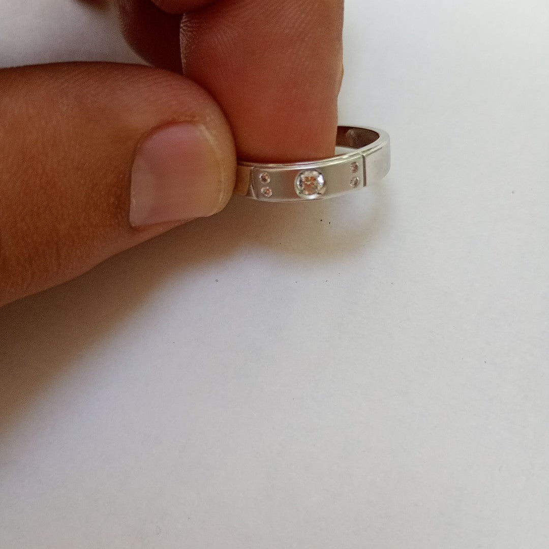 ANILLITO ORO BLANCO 10 K 2,20 GRMS (SEMINUEVO)