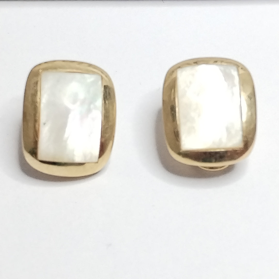 ARETES PAR ORO 14 K 4.9 GRMS (SEMINUEVO)