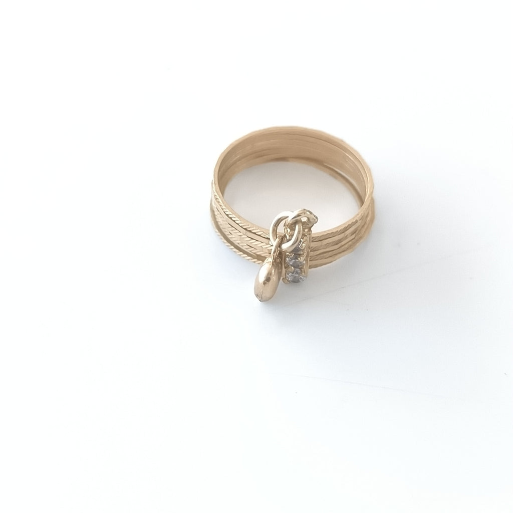 SEMANARIO DE ARGOLLAS ORO 14 K 3.2 GRMS (SEMINUEVO)