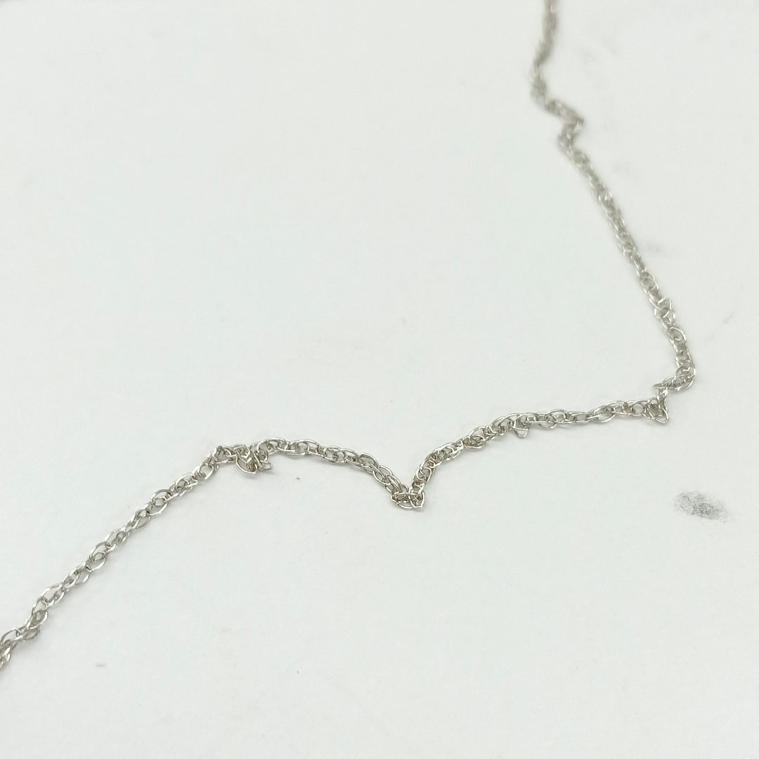 GARGANTILLA ORO BLANCO 14 K 1.1 GRMS (SEMINUEVO)