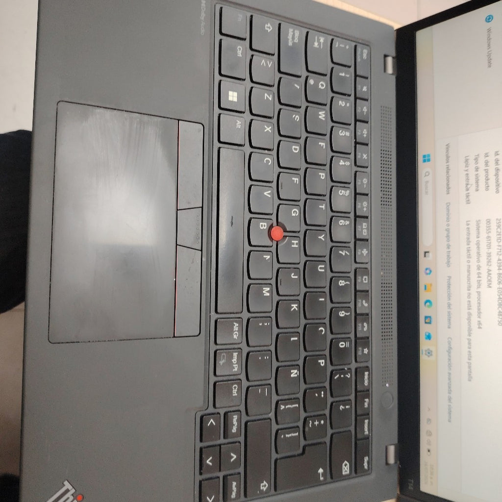 LAPTOP LENOVO THINKPAD T14 GEN 4 (2024) 512 GB SSD 16 GB RAM (SEMINUEVO)