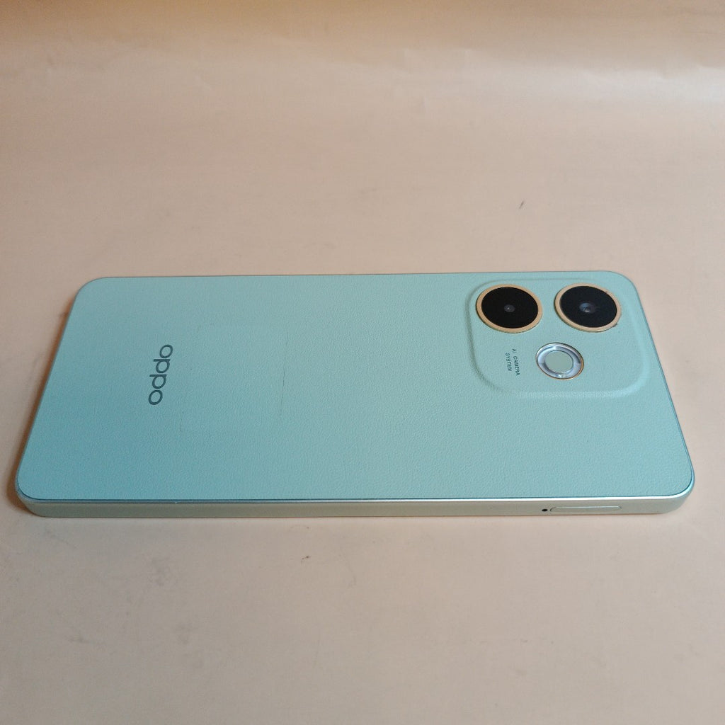 CELULAR OPPO A5 PRO CPH2711 (2025) 256 GB 8 GB RAM (SEMINUEVO)