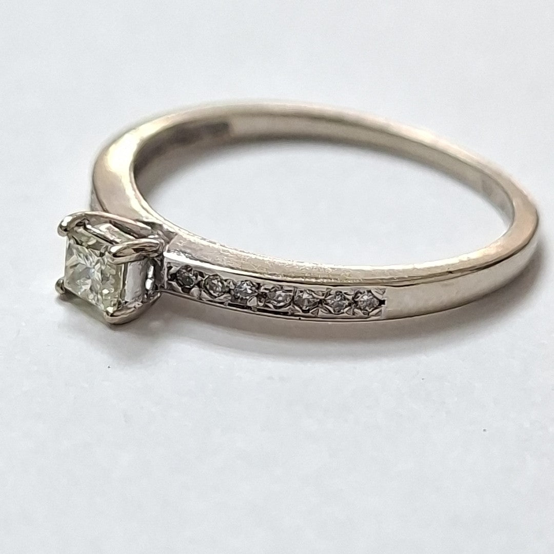 ANILLITO ORO 14 K 1.7 GRMS (SEMINUEVO)