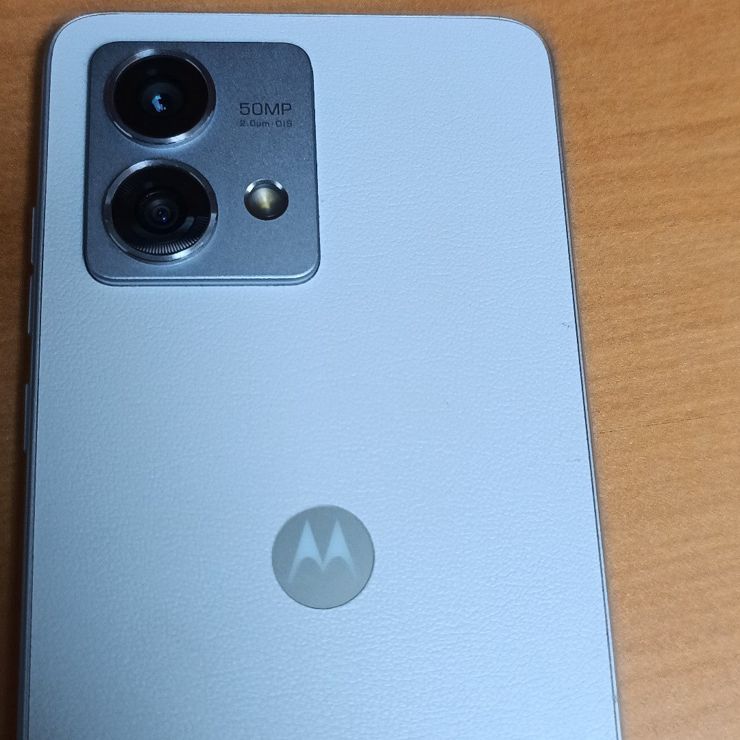 CELULAR MOTOROLA MOTO G84 XT2347-1 (2023) 256 GB 8 GB RAM (SEMINUEVO)