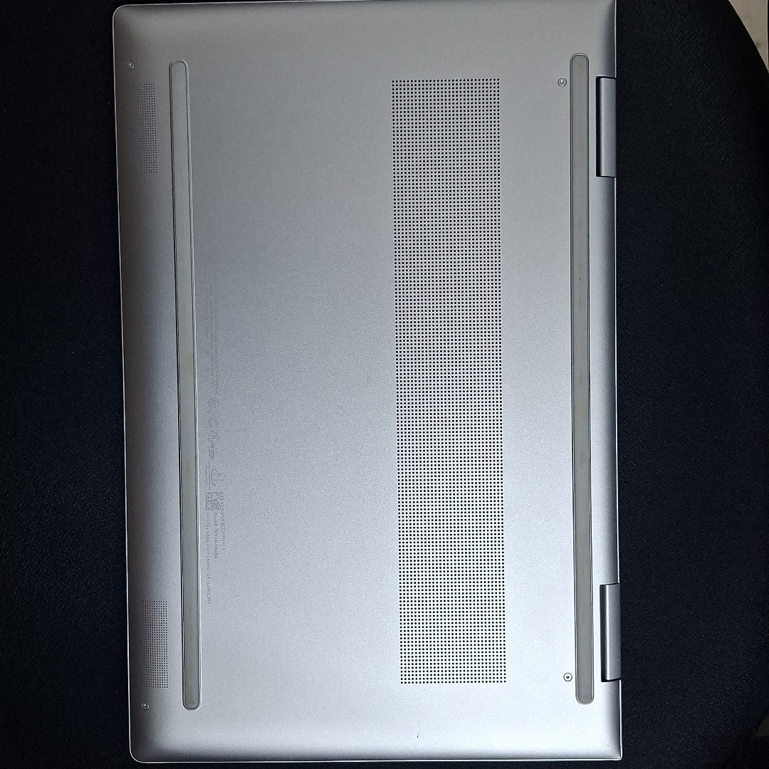 LAPTOP HP ENVY X360 14-ES1013DX (2 EN 1) (2024) 512 GB SSD 8 GB RAM (SEMINUEVO)