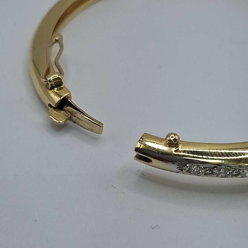 PULSERA RIGIDA ORO 14 K 25.8 GRMS (SEMINUEVO)