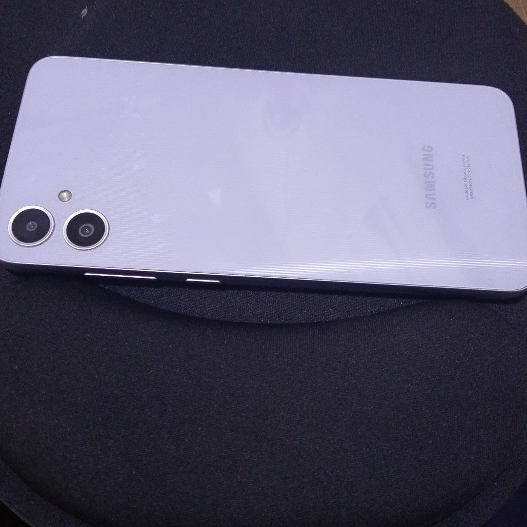 CELULAR SAMSUNG GALAXY A05 SM-A055M (2023) 64 GB 4 GB RAM (SEMINUEVO)