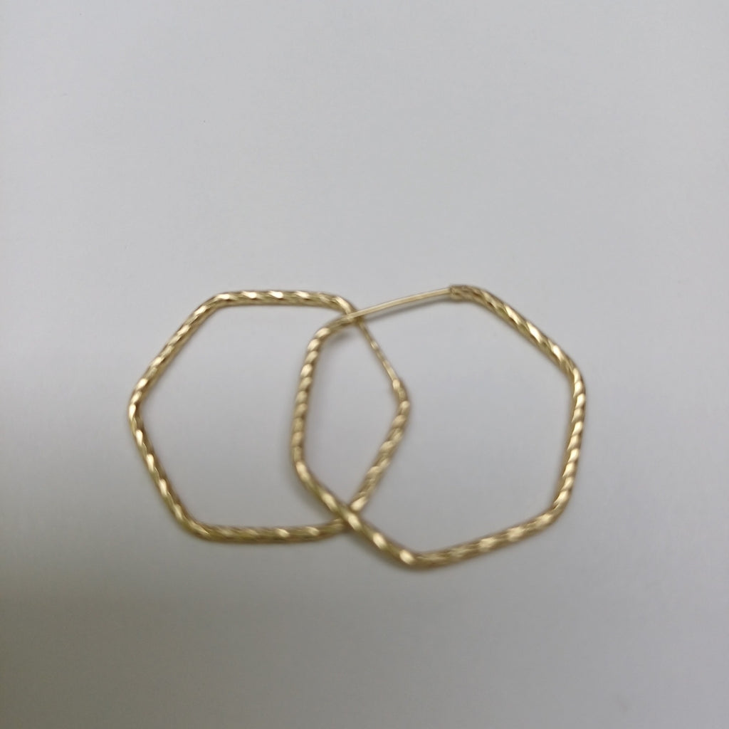 ARRACADAS PAR ORO 14 K 1 GRMS (SEMINUEVO)