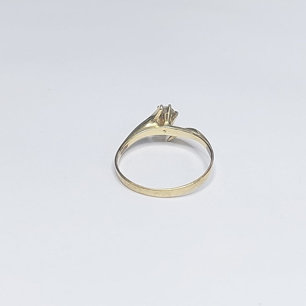 SOLITARIO ORO 14 K 2,20 GRMS (SEMINUEVO)